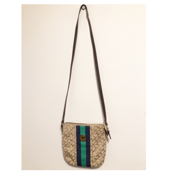 Tommy Hilfiger Handbags - Tommy Hilfiger Crossbody Purse